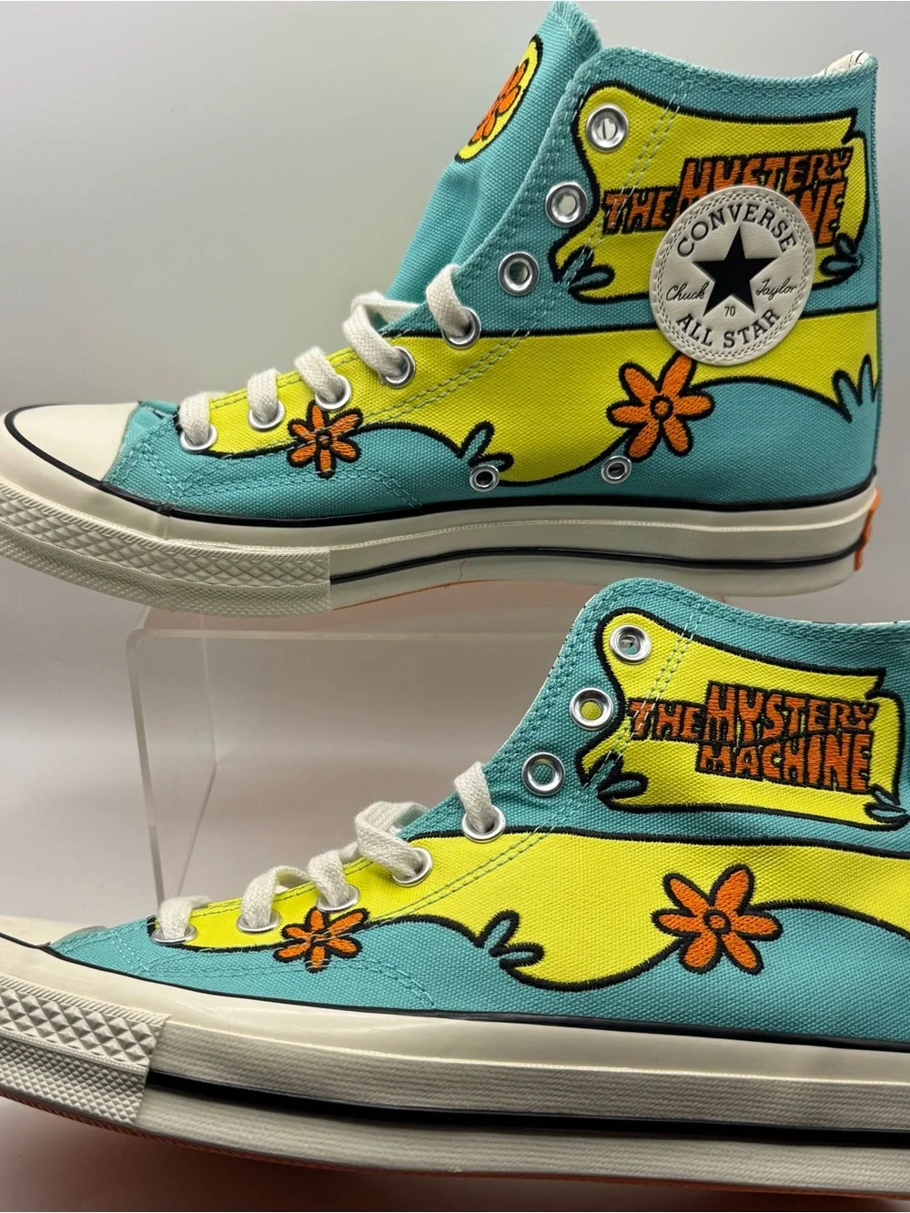 Converse Mens Sz. 7 Chuck Taylor All Star High Top Sneakers - Scooby-Doo Rare